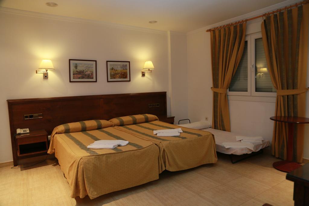 Hotel Tio Felipe Carboneras Zimmer foto